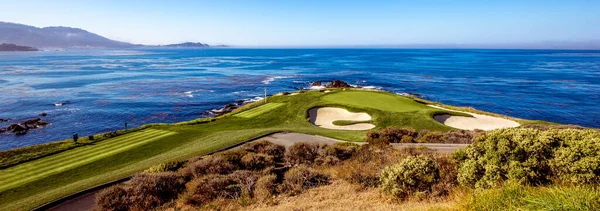 Pebble Beach Golfkenttä Monterey Kalifornia Usa — kuvapankkivalokuva