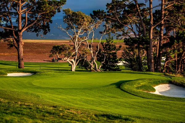 Kieselstrand Golfplatz Monterey Kalifornien Vereinigte Staaten lizenzfreie Stockfotos
