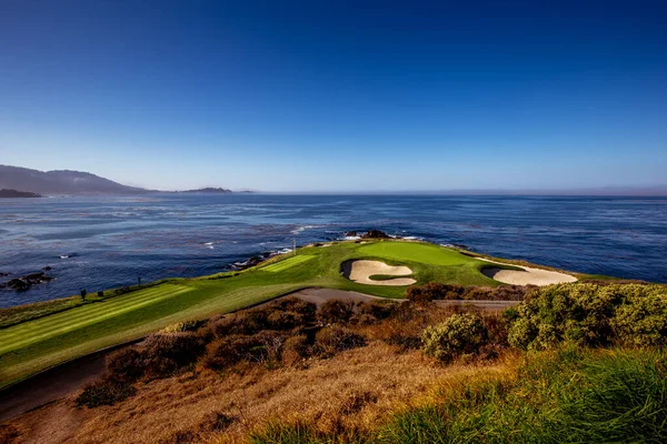 Pebble Beach Golfkenttä Monterey Kalifornia Usa — kuvapankkivalokuva