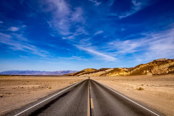 Road Lines Death Valley Desert California Usa — Stock Photo, Image