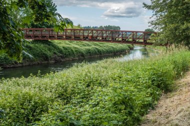 Green Nehri 5 üzerinde köprü