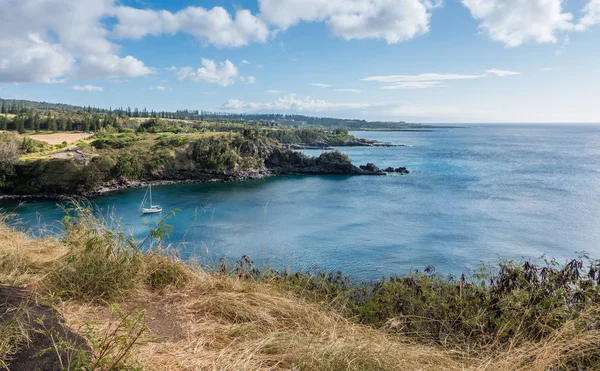 Maui Shoreline y yate —  Fotos de Stock