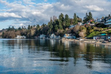 Noktası kıyı şeridi manzara 3 çizgi