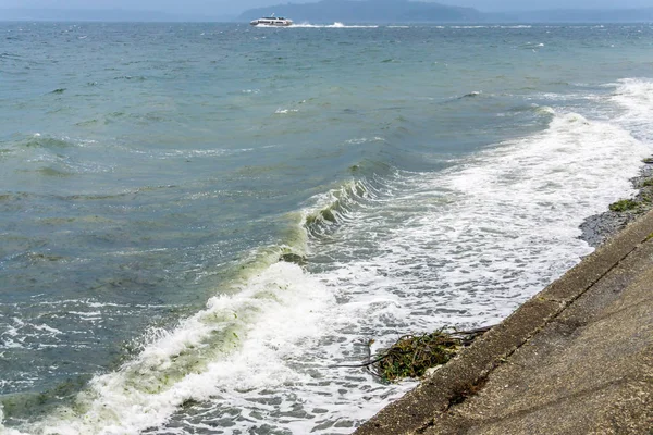 Ondas na parede 2 — Fotografia de Stock