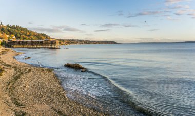 11. kıyı şeridinde sonbahar renkleri