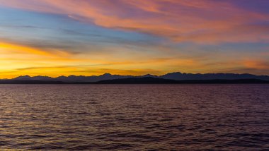 Olimpiyat Dağları Günbatımı Siluet 8