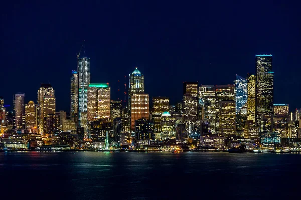 Skyline Gece Işıkları 2 — Stok fotoğraf