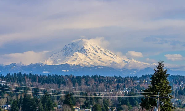 Ein Blick Auf Mount Rainier Von Des Moines Washington — Stockfoto