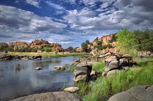 Watson Lake Shore — Stock Photo, Image