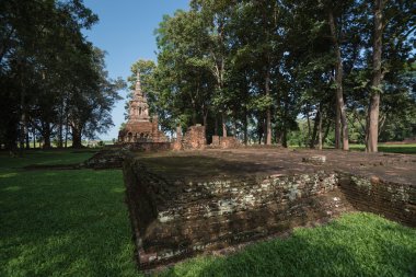 Antik pagoda adlı Wat pha sak Tapınağı, Chiang saen, Tayland
