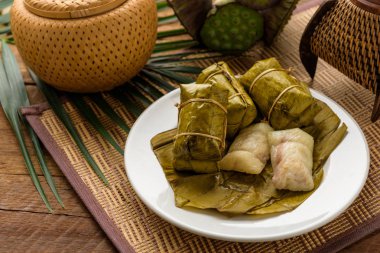 yapışkan pirinç ile muz