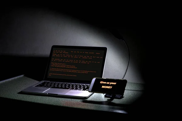 Petya, NotPetya ramsomware hack di komputer, serangan maya internet — Stok Foto