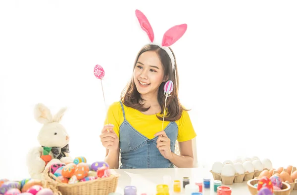 Beautiful Young Asian Woman Painting Easter Eggs Table Decorated Eggs — Stock Photo, Image