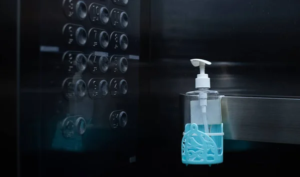 Concepto Antiséptico Higiénico Sanitario Lavar Frotar Botella Gel Desinfectante Manos —  Fotos de Stock