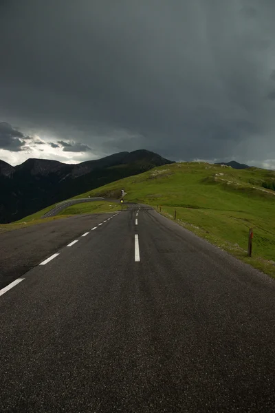 Nock Alp Street, Каринтия, Австрия — стоковое фото