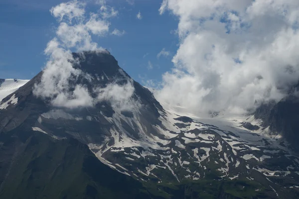 도로인 높은 산악도, 오스트리아에서 풍경 — 스톡 사진
