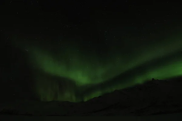 Északi fények a következő látványosság közelében: Tromso, Norvégia — Stock Fotó