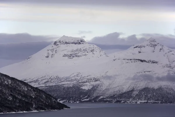 Sorkjosleira Fjord, Troms, Norway — ストック写真