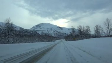 Narwik, Norveç'e E6 yönünde sürücü