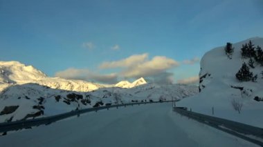 Lofoten, Norveç Flakstad üzerinde sürücü