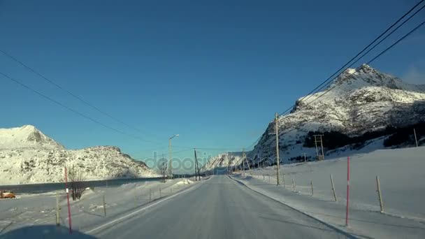 Guidare vicino a Barstrand al Lofoten, Norvegia — Video Stock