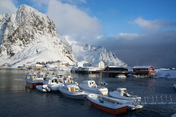 ロフォーテン諸島、ノルウェーでの Hamnoya の朝 — ストック写真