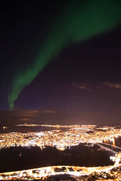 Luces boreales sobre Tromso, Noruega — Foto de Stock
