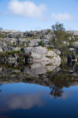 Preikestolen, Rogaland, Norveç için yol