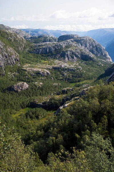 Weg zum Preikestolen, Rogaland, Norwegen — Stockfoto