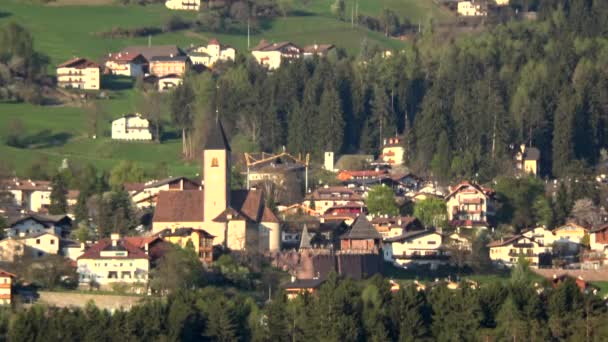 Seis Schlern Italiano Siusi Allo Sciliar Pueblo Alpino Tirol Del — Vídeos de Stock