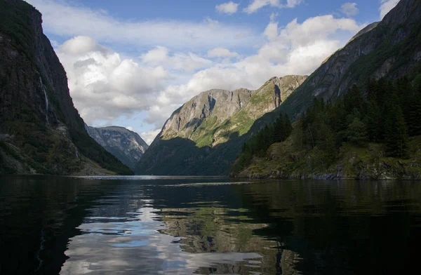 Gudvangen, sogn og fjordane, Norwegen — Stockfoto