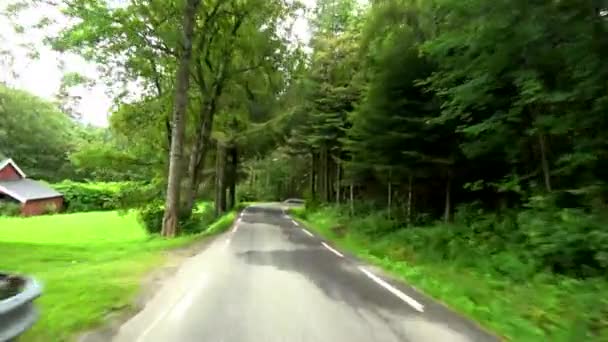 Conduzca Agosto Por Carretera Campo Fv182 Iglesia Pentagrama Rodven Noruega — Vídeo de stock