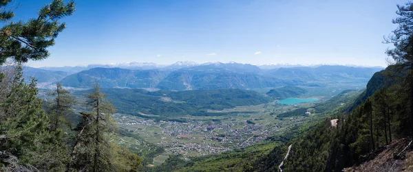 Kaltern Der Weinstrasse Municipio Italiano Del Tirol Del Sur Situado — Foto de Stock