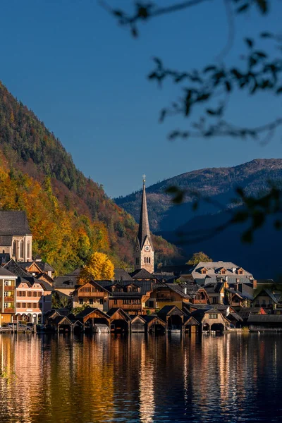 哈尔斯塔特是一个小村庄在 Gmunden 在奥地利上奥地利状态 — 图库照片