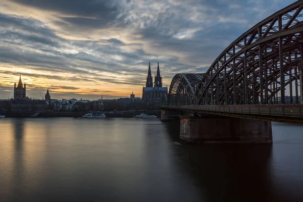 Κολωνία Είναι Μεγαλύτερη Πόλη Της Γερμανική Ομοσπονδιακή Κράτος Της Βόρειας — Φωτογραφία Αρχείου