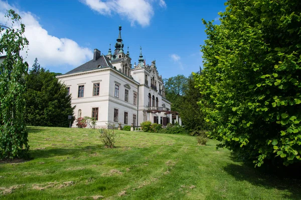 Schloss Velke Brezno, Hommes de chambre, Tschechien — Photo