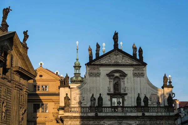 Praça dos Cruzados, Praga, República Checa — Fotografia de Stock