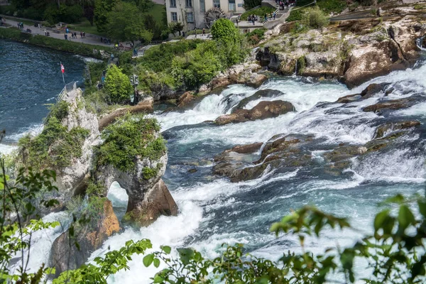 Водоспад Рейн у Шаффгаузені (Швейцарія). — стокове фото