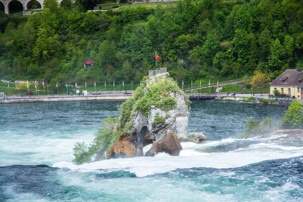 Rijnwatervallen van Schaffhausen, Zwitserland — Stockfoto