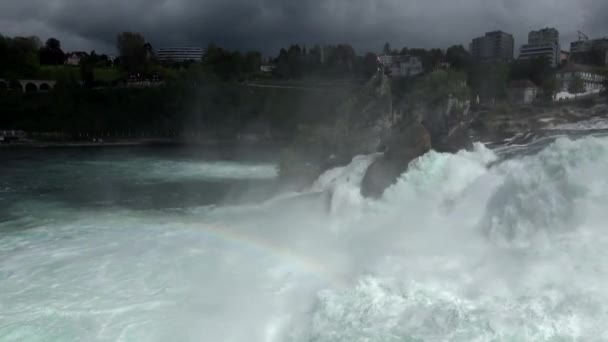 Rhen Falls Ett Vattenfall Beläget Schweiz Och Det Mäktigaste Vattenfallet — Stockvideo