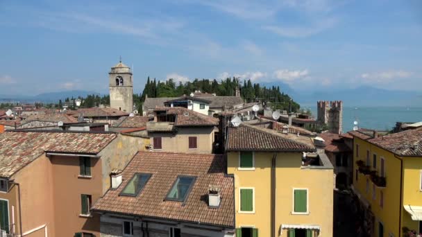 Sirmione Een Stad Lombardije Hoofdplaats Van Provincie Brescia Het Heeft — Stockvideo