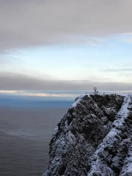 Kuzey Burnu Norveç Mageroya Adasının Kuzey Kıyısında Yer Alan Bir — Stok fotoğraf