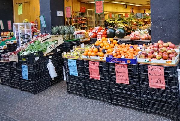 Tienda de verduras española — Foto de Stock