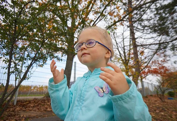 Baby girl wearing glasses — Stock Photo, Image