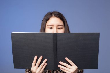 Sevgi dolu kitap okumak