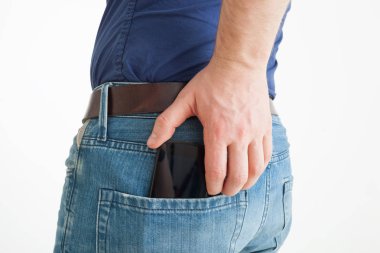  Telefonunuzu saklamak için güvensiz yer