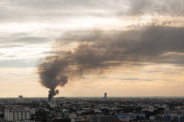 Bangkok, Tayland - 23 Kasım 2017: Görünüm kasaba ve büyük yangın.