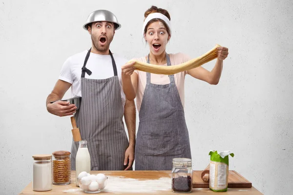 restaurant workers prepare supper