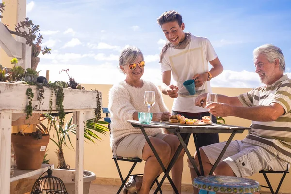 Anciano Años Niño Años Pueden Disfrutar Del Día Soleado Aire —  Fotos de Stock