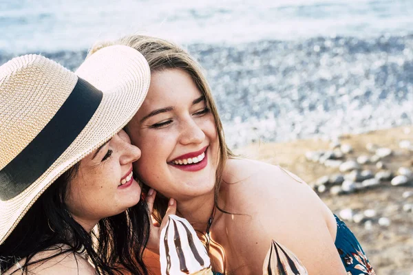 Couple Young Women Friends Stay Together Outdoor Leisure Activity Ice — Stock Photo, Image